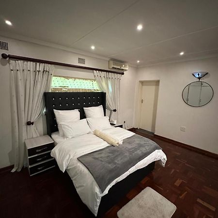 K-Lodge Питермарицбург Экстерьер фото