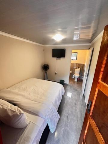 K-Lodge Питермарицбург Экстерьер фото